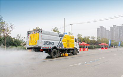 88858cc永利洗扫车助力第四届江苏省环卫行业道路机械化清扫职业技能竞赛